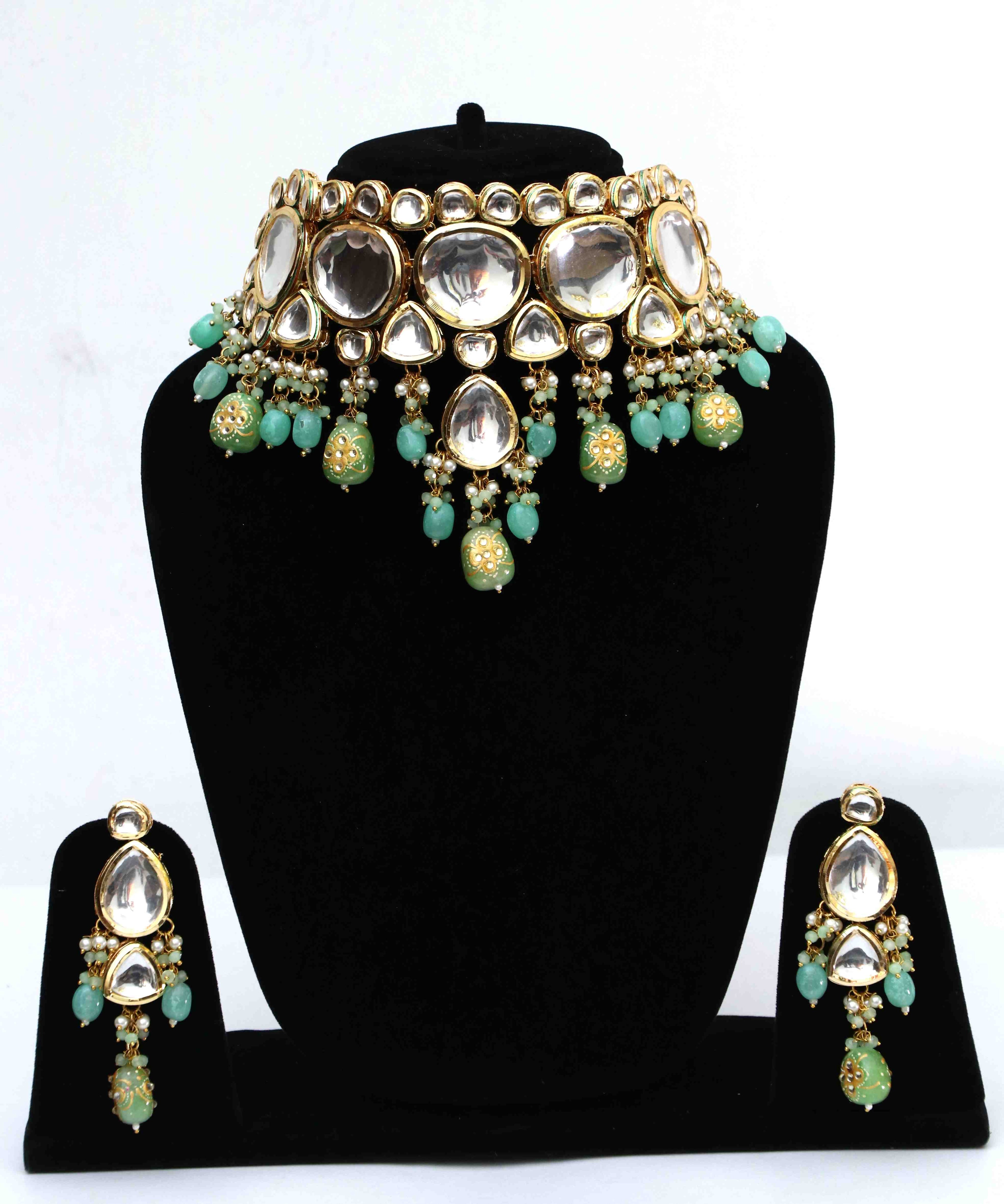 Gold-Plated Light Green Tumble And Polki Kundan Studded Jewellery Set