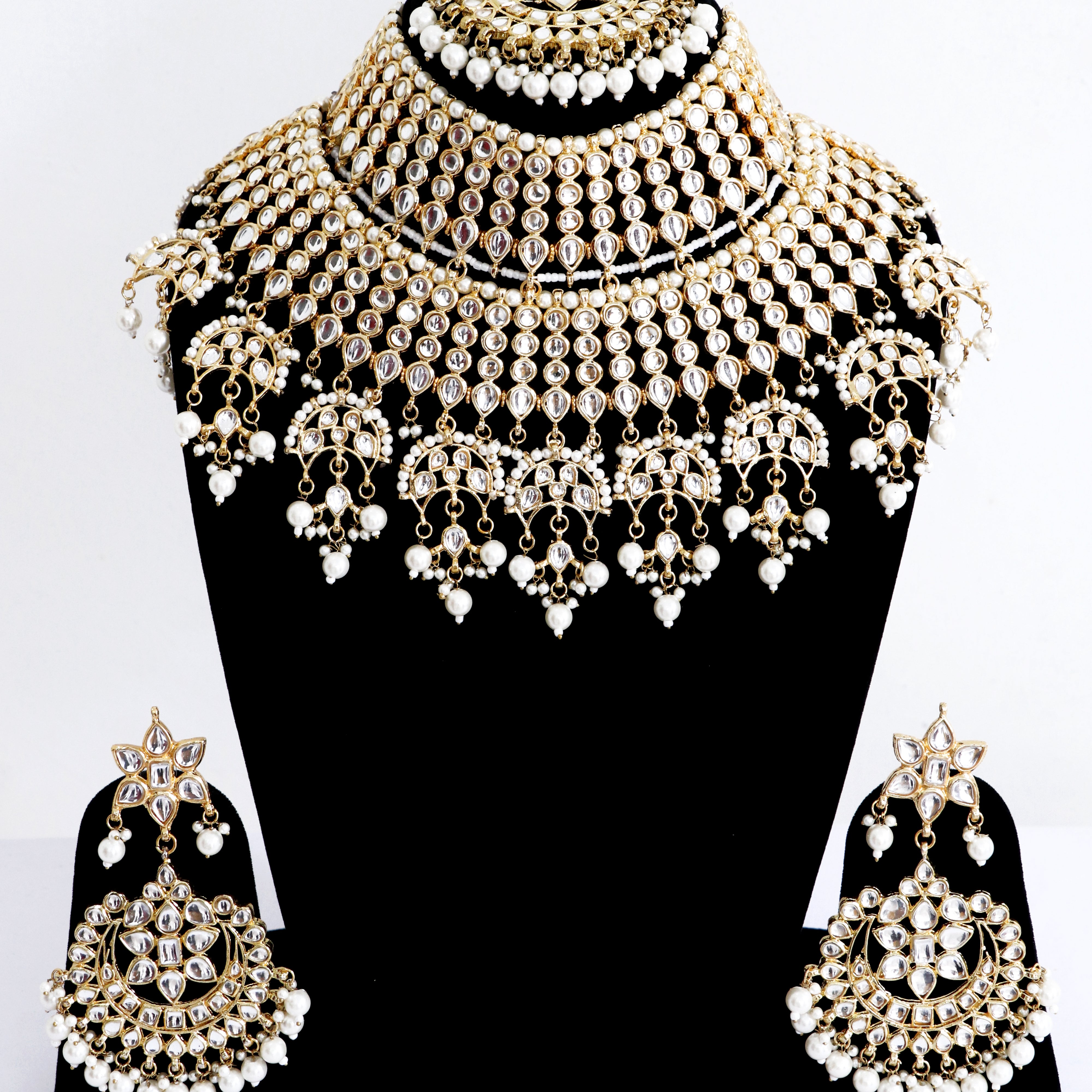 Kundan Bridal Necklace Set with Earrings and Maang Tikka - White