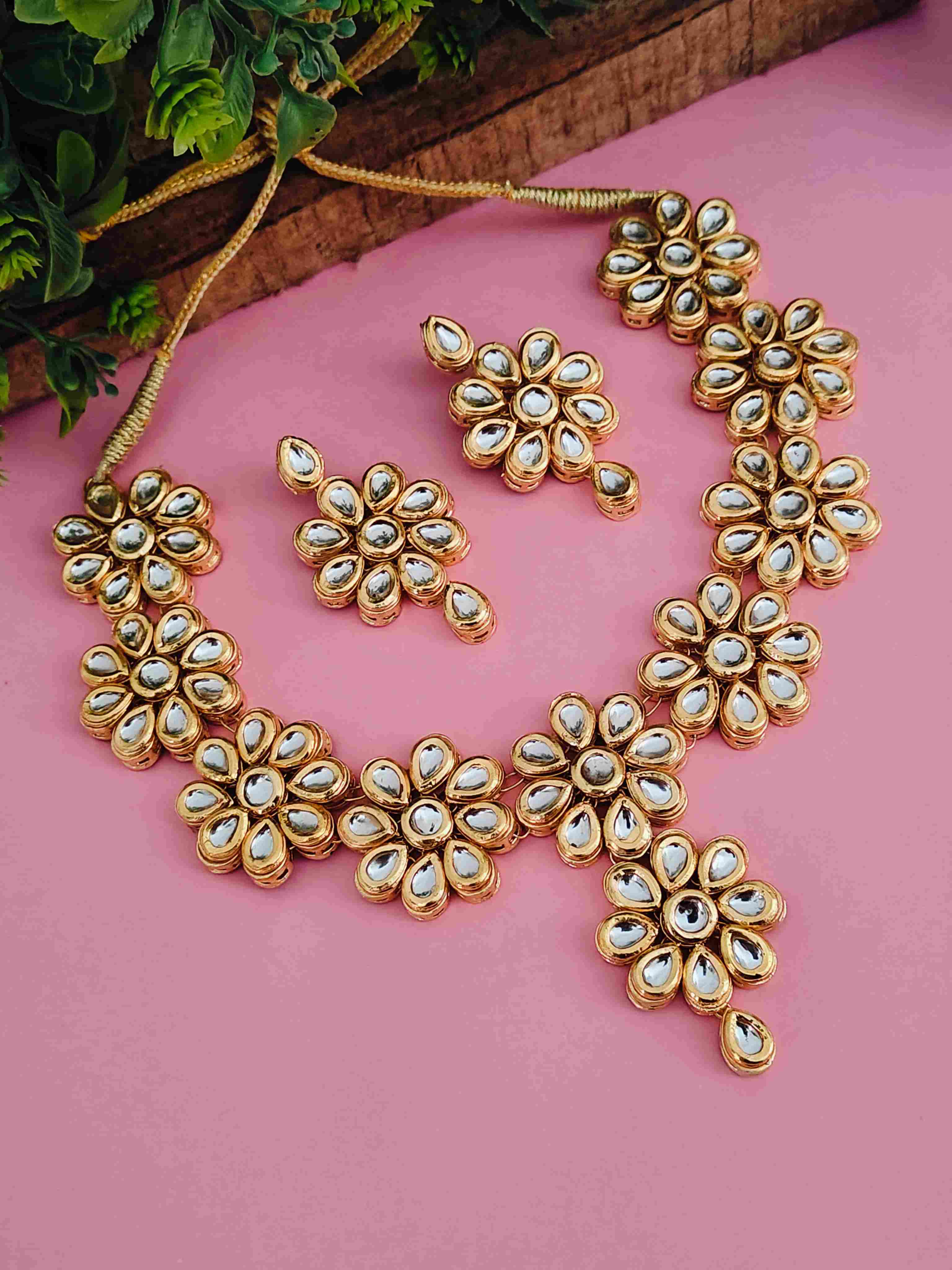 Flower Design Kundan Meenakari Necklace Set