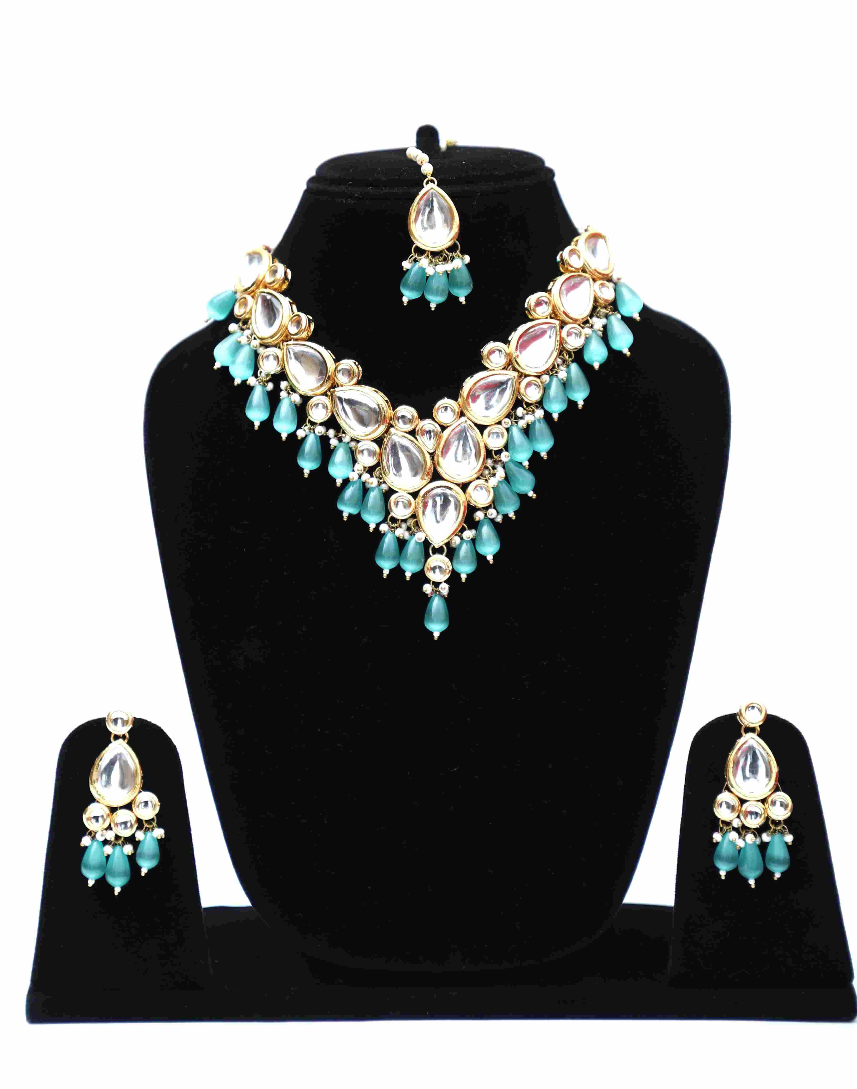 Kundan Choker Set